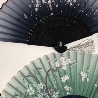 20 mẫu Quạt cổ phong xám sen xếp nhỏ gọn cầm tay quà tặng xinh xắn phong cách Trung Quốc vải lụa in hoa